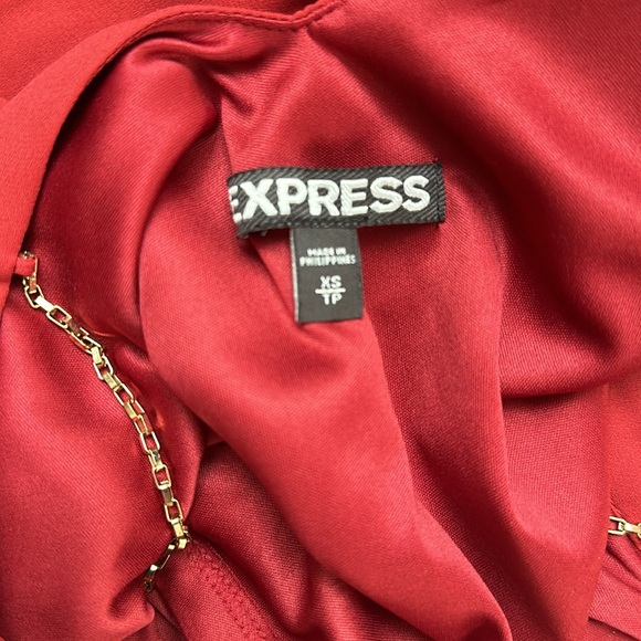 Express red chain back halter top - XS - Picture 3 of 3